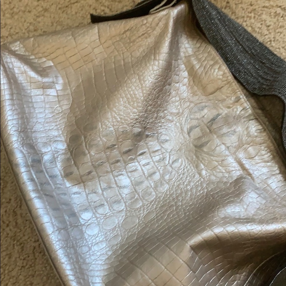 Croc Style Bag - image 6